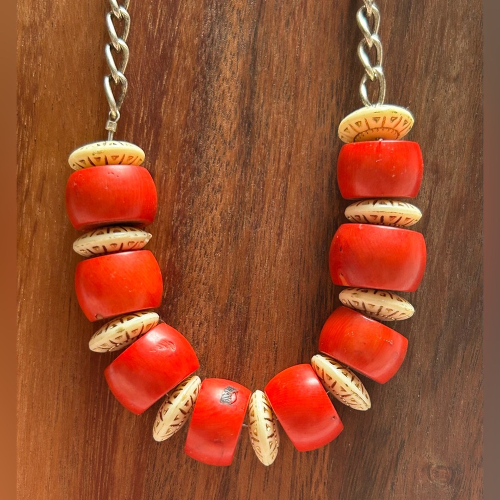 Vintage Coral Apples Apple Slice Chunky Necklace Beaded Carved Statement Red